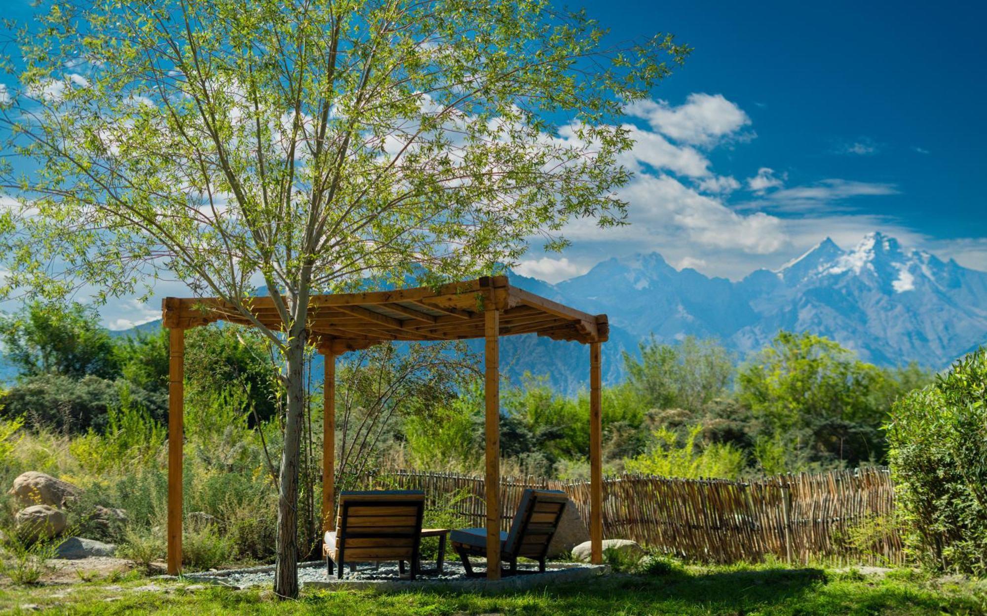 Lchang Nang Retreat-The House Of Trees-Nubra Valley Hotel Sumur Екстериор снимка