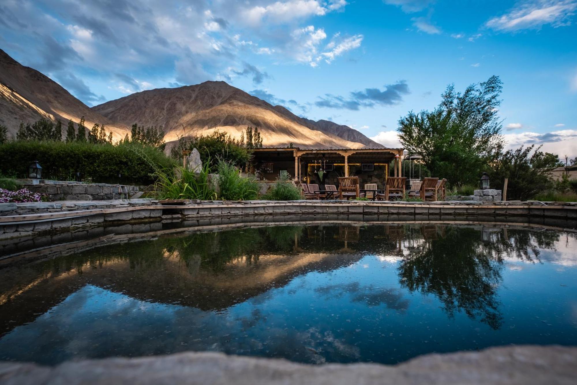 Lchang Nang Retreat-The House Of Trees-Nubra Valley Hotel Sumur Екстериор снимка