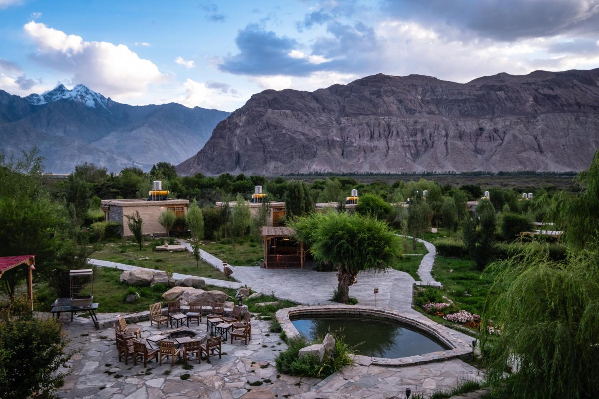 Lchang Nang Retreat-The House Of Trees-Nubra Valley Hotel Sumur Екстериор снимка