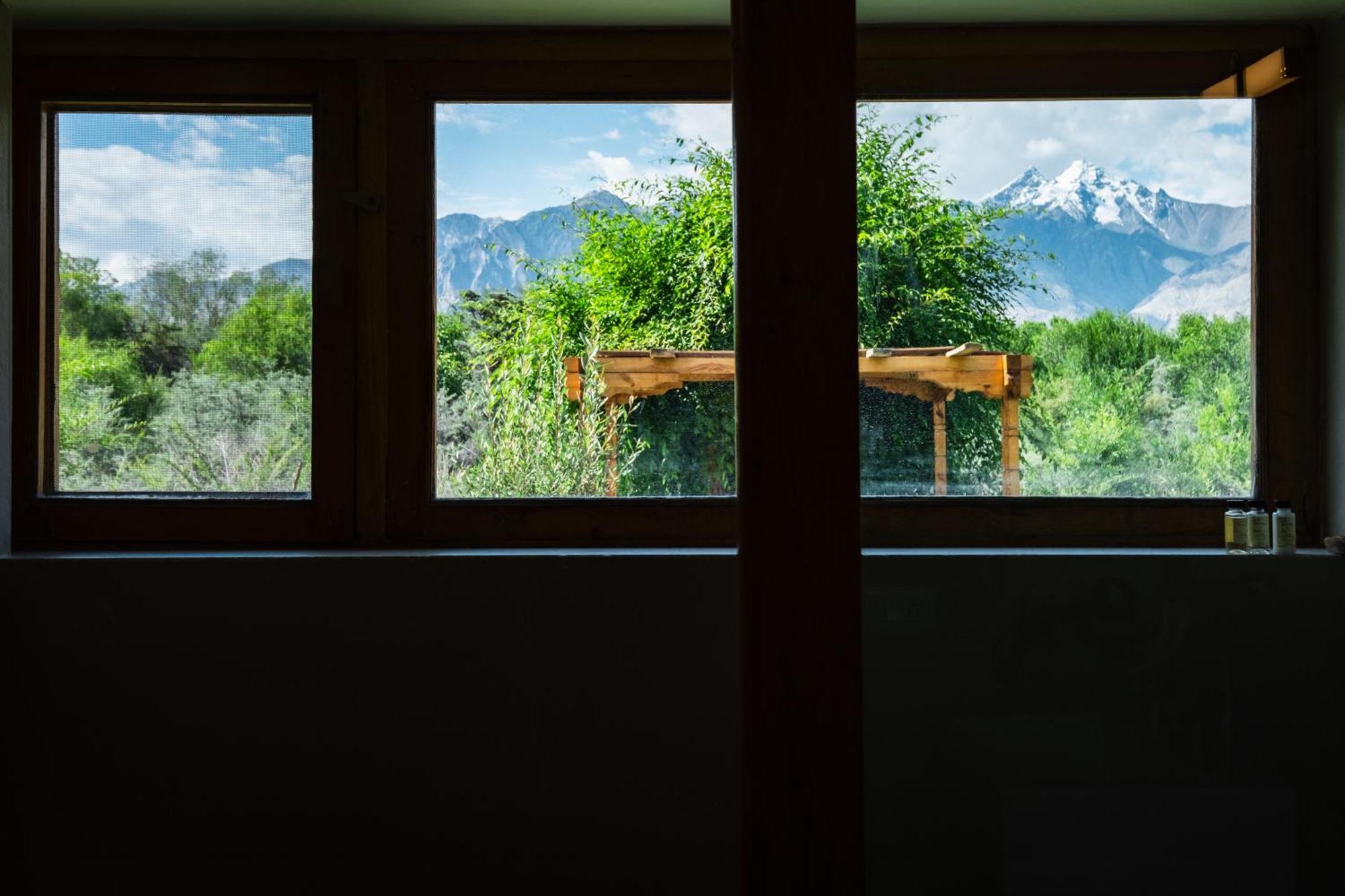 Lchang Nang Retreat-The House Of Trees-Nubra Valley Hotel Sumur Екстериор снимка